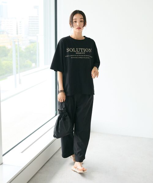 CRAFT STANDARD BOUTIQUE(クラフトスタンダードブティック)の「フレア袖SOLUTIONロゴTee(Tシャツ/カットソー・レディース・オフホワイト/ブルー/ブラック/ベージュ・FREE)」の21枚目の写真