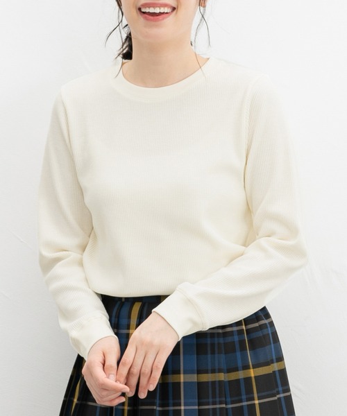 Honeys（ハニーズ）の「ワッフルＴシャツ（Tシャツ/カットソー・レディース・グリーン/ピンク/グレー系/オフホワイト/ベージュ×ブラック/ホワイト×ブルー・LL/L/M/S）」の2枚目の写真