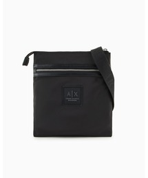 ARMANI EXCHANGE | 【A|X アルマーニ エクスチェンジ】ADE AXロゴ フラットショルダーバッグ(ショルダーバッグ)