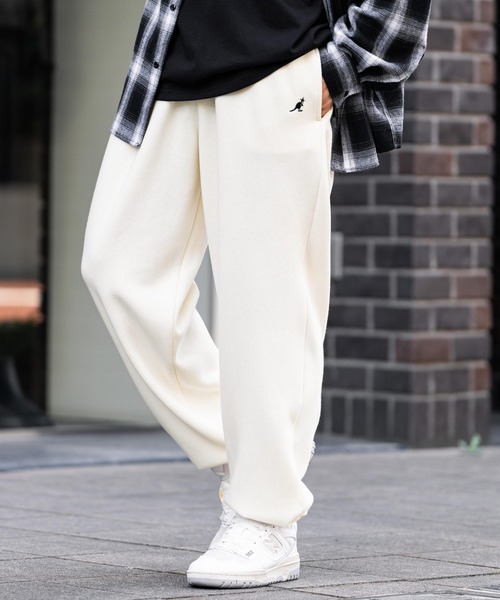 KANGOL(カンゴール)の「【KANGOL/カンゴール】別注コラボ裏起毛スウェットパンツ(スウェットパンツ・メンズ・チャコール/ネイビー/ブラック/アイボリー/杢グレー・M/L/XL)」の6枚目の写真