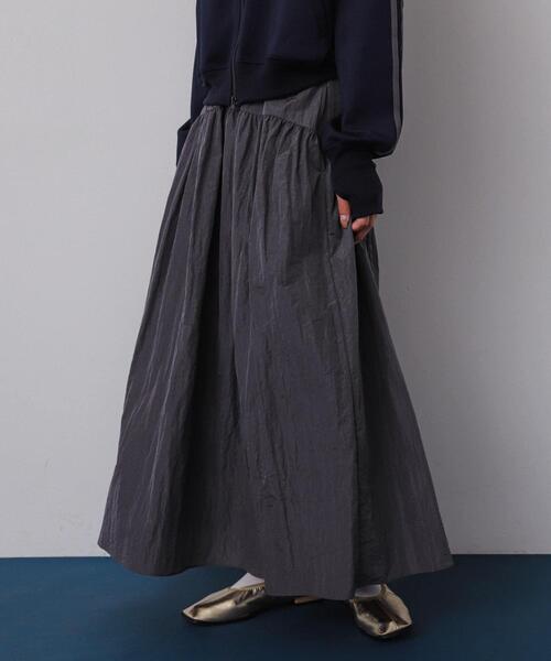 SENSE OF PLACE by URBAN RESEARCH（センスオブプレイスバイアーバンリサーチ）の「ギャザーボリュームスカート（スカート・レディース・ネイビー/ベージュ/チャコールグレー・ONE）」の2枚目の写真