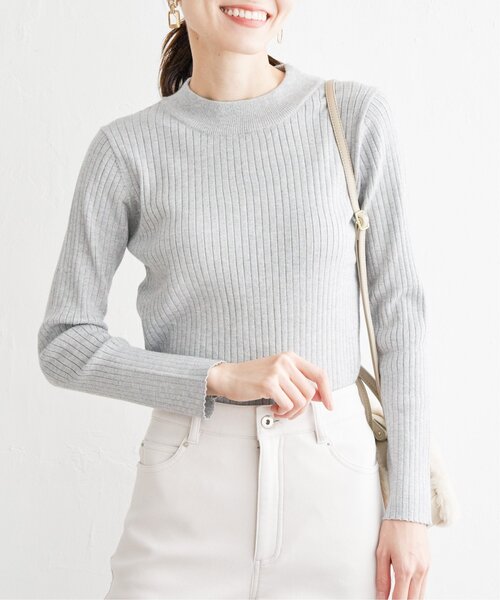 ikka（イッカ）の「【洗濯機で洗える】クリーミーミニハイネックリブニット（ニット/セーター・レディース・ブラック/オフホワイト/シルバー/レッド/その他1・S/M/L）」の4枚目の写真