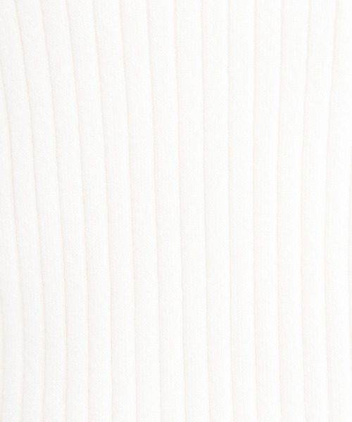 ikka（イッカ）の「【洗濯機で洗える】クリーミーミニハイネックリブニット（ニット/セーター・レディース・ブラック/オフホワイト/シルバー/レッド/その他1・S/M/L）」の7枚目の写真