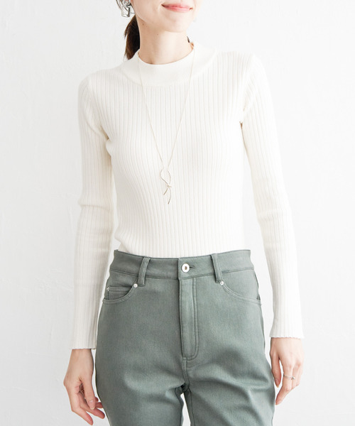 ikka（イッカ）の「【洗濯機で洗える】クリーミーミニハイネックリブニット（ニット/セーター・レディース・ブラック/オフホワイト/シルバー/レッド/その他1・S/M/L）」の13枚目の写真