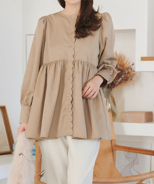 KOBE LETTUCE（コウベレタス）の「ロングスリーブスカラップブラウス（シャツ/ブラウス・レディース・オフホワイト/ブラック/ベージュ系その他/ベージュ・M）」の3枚目の写真