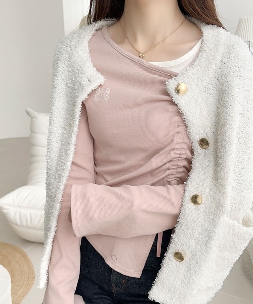 mily bilet(ミウィビレット)の「【mily bilet】アシメネックレイヤード風シャーリング使い袖フレア胸刺繍カットソー(長袖)(Tシャツ/カットソー・レディース・ピンク/アイボリー/ブラック/グレー・MEDIUM/LARGE/X-LARGE/SMALL)」の17枚目の写真