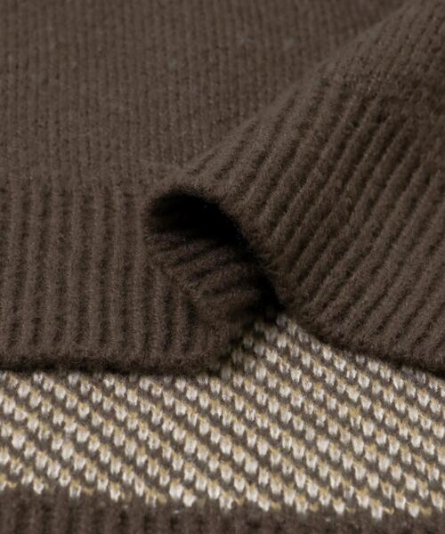 ITEMS URBANRESEARCH（アイテムズ アーバンリサーチ）の「総柄クルーネックニットプルオーバー（ニット/セーター・レディース・ブラック/ブルー/ブラウン・FREE）」の16枚目の写真