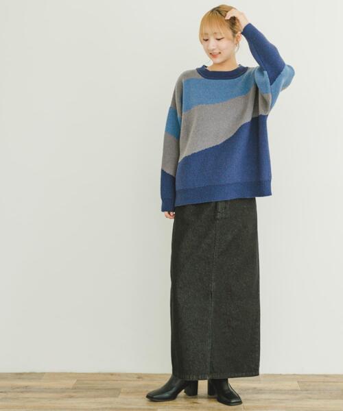 ITEMS URBANRESEARCH（アイテムズ アーバンリサーチ）の「総柄クルーネックニットプルオーバー（ニット/セーター・レディース・ブラック/ブルー/ブラウン・FREE）」の11枚目の写真