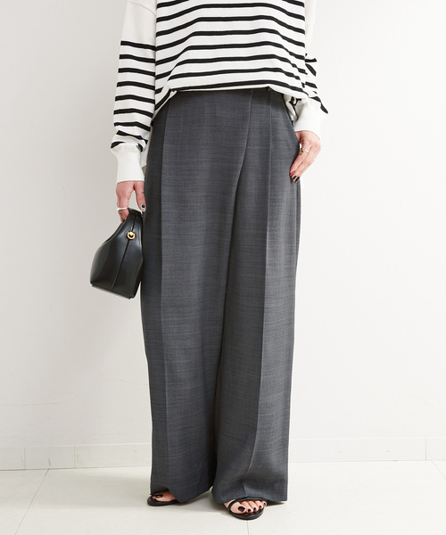 B.C STOCK(ベーセーストック)の「アシンメトリータックパンツ(スラックス・レディース・ブラック系その他/ライトグレー/ベージュ・SMALL/MEDIUM)」の7枚目の写真