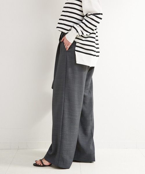 B.C STOCK(ベーセーストック)の「アシンメトリータックパンツ(スラックス・レディース・ブラック系その他/ライトグレー/ベージュ・SMALL/MEDIUM)」の8枚目の写真