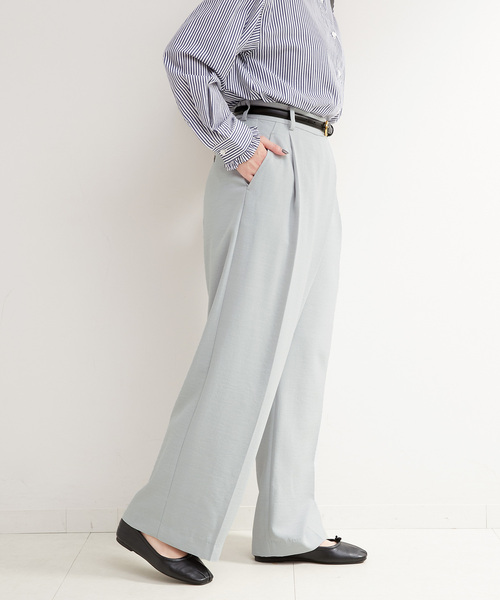 B.C STOCK(ベーセーストック)の「アシンメトリータックパンツ(スラックス・レディース・ブラック系その他/ライトグレー/ベージュ・SMALL/MEDIUM)」の19枚目の写真