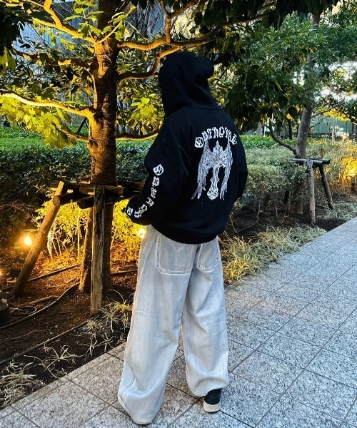 OY（オーワイ）の「『OY/オーワイ』 RAW HEM STITCHED WIDE VOLUME PANTS/ローヘム ステッチ ワイドボリュームパンツ（デニムパンツ・レディース・グレー・L/M）」の10枚目の写真