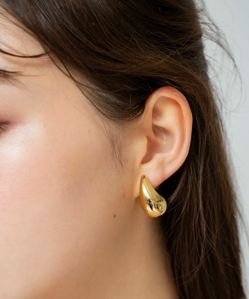 NOELA（ノエラ）の「ぷっくりピアス（ピアス（両耳用）・レディース・シルバー/ゴールド・フリー）」の5枚目の写真