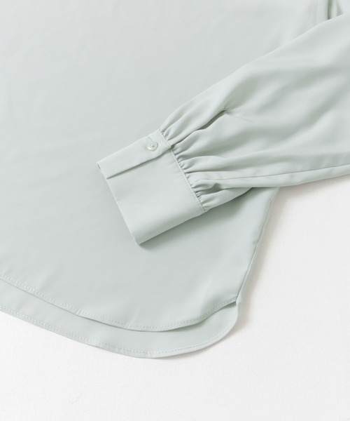 URBAN RESEARCH DOORS（アーバンリサーチドアーズ）の「ボタンポイントタックブラウス（シャツ/ブラウス・レディース・ライトブルー/オフホワイト・MEDIUM）」の10枚目の写真