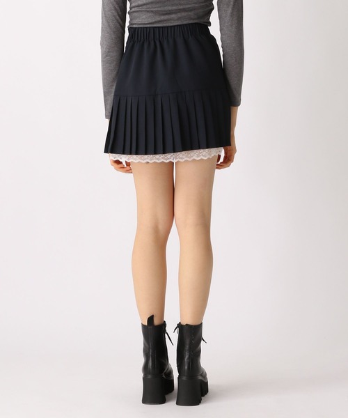 FOREVER 21(フォーエバー トゥエンティーワン)の「【2025SS】レースレイヤードプリーツミニスカート(スカート・レディース・ネイビー/グレー・SMALL/MEDIUM)」の18枚目の写真