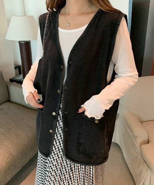 SEU(エスイーユー)の「オーバーサイズデニムジレ デニムベスト ビッグシルエット 重ね着(ベスト・レディース・ブルー/ブラック・フリー)」の15枚目の写真