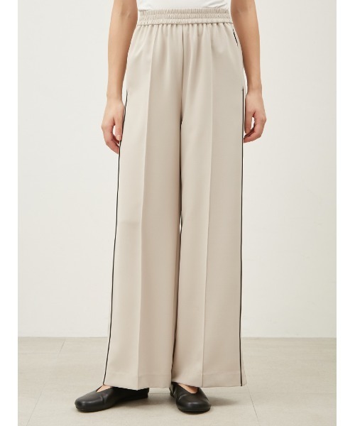 Mila Owen（ミラオーウェン）の「ウエストゴムパイピングラインジャージパンツ（その他パンツ・レディース・ベージュ/ネイビー/ブラック・0/1）」の16枚目の写真