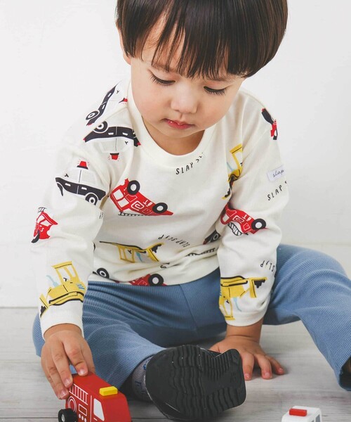 SLAP SLIP(スラップスリップ)の「【スララク/防汚加工】わくわくデザイン男の子長袖Tシャツ(80~130cm)(Tシャツ/カットソー・キッズ・ブルー/グリーン系その他/ブラック系その他/ベージュ/オフホワイト/イエロー/グレー/ホワイト・80cm/90cm/110cm/100cm/120cm/130cm)」の3枚目の写真