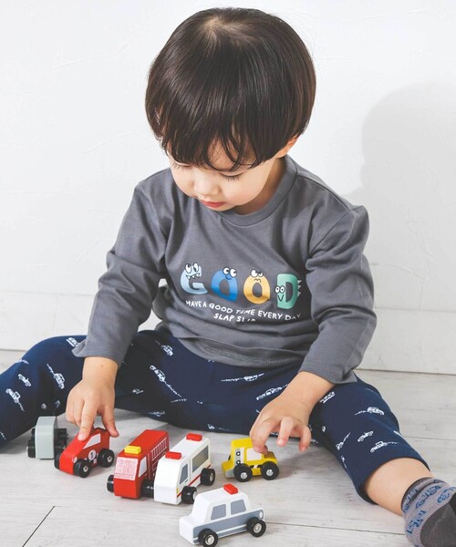SLAP SLIP(スラップスリップ)の「【スララク/防汚加工】わくわくデザイン男の子長袖Tシャツ(80~130cm)(Tシャツ/カットソー・キッズ・ブルー/グリーン系その他/ブラック系その他/ベージュ/オフホワイト/イエロー/グレー/ホワイト・80cm/90cm/110cm/100cm/120cm/130cm)」の22枚目の写真