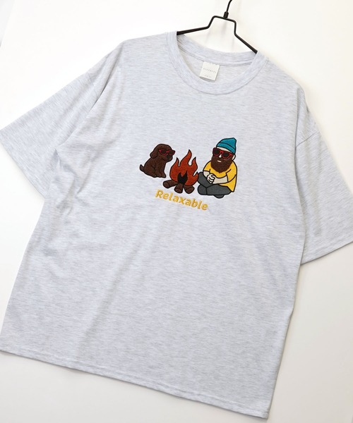 Burner(バーナー)の「【GROOVY STORE】ワンポイント刺繍ワイドTシャツ(Tシャツ/カットソー・メンズ・ブラック/ネイビー/ホワイト/インディゴブルー/スミクロ/ライトブラック/ホワイト系その他2/ホワイト系その他3/ホワイト系その他4/ホワイト系その他5/ブラック系その他2/ブラック系その他3/ブラック系その他4/コーラルピンク/ブラック系その他5/グレイッシュブルー/ホワイト系その他6/ブラウン系その他/ホワイト×グレー/ダークグリーン/ブラック系その他6/ホワイト×ライトグレー/ブラック系1/ブラック系2/杢グレー・LL/L/M)」の2枚目の写真