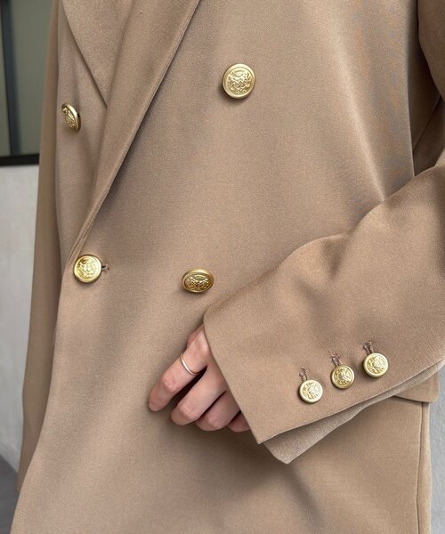 GOLDボタンテーラードジャケット（テーラードジャケット）｜Thevon