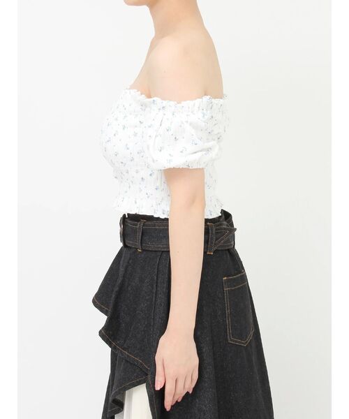 RESEXXY(リゼクシー)の「シャーリングカットトップス(Tシャツ/カットソー・レディース・その他1/ブラック/レッド・FREE)」の21枚目の写真