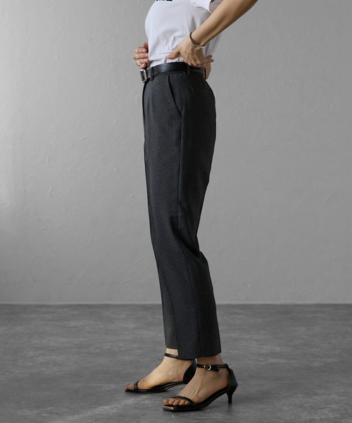 etre pret(エトレプレ)の「多サイズ対応 テーパードパンツ ※セットアップ可(スーツパンツ・レディース・グレー/ネイビー・5号/7号/9号/11号/13号/15号)」の8枚目の写真