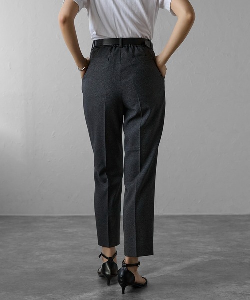 etre pret(エトレプレ)の「多サイズ対応 テーパードパンツ ※セットアップ可(スーツパンツ・レディース・グレー/ネイビー・5号/7号/9号/11号/13号/15号)」の9枚目の写真