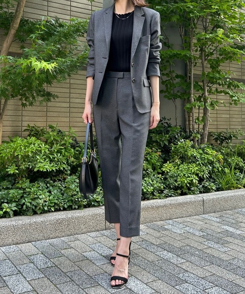 etre pret(エトレプレ)の「多サイズ対応 テーパードパンツ ※セットアップ可(スーツパンツ・レディース・グレー/ネイビー・5号/7号/9号/11号/13号/15号)」の20枚目の写真