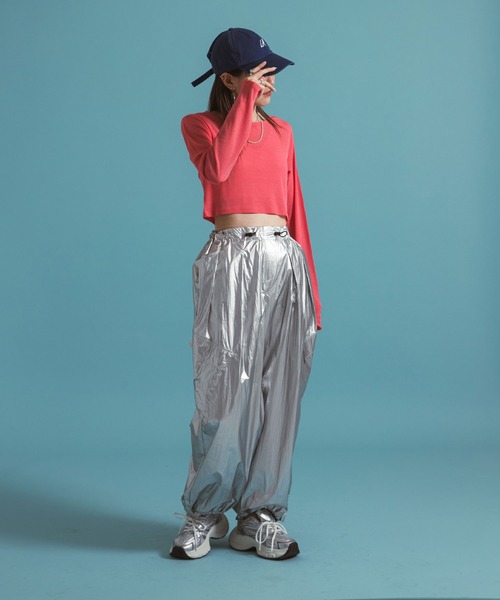 bohmal（ボマール）の「クロップドシアーロンT【大きいサイズ有り】（Tシャツ/カットソー・レディース・ホワイト/ブラック/ブルー/グレー/ピンク/ライム・M～Ｌ/LL～3L）」の16枚目の写真