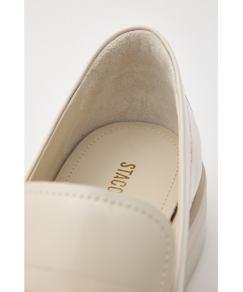 STACCATO（スタッカート）の「レトライクコインベルトローファー（スニーカー・レディース・ホワイト/ブラック・24cm/22.5cm/24.5cm/23.5cm/23cm）」の7枚目の写真