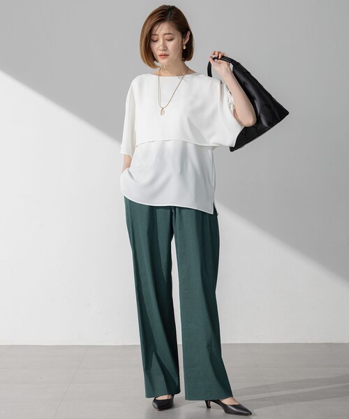 23区 S(ニジュウサンクチイサイサイズ)の「ストレッチジョーゼット ケープデザイン カットソー(Tシャツ/カットソー・レディース・ブラック系/ダークブラウン系/ベージュ系/スモーキーグリーン系/ネイビー系/ホワイト系/ブルー/ピンク・32)」の11枚目の写真