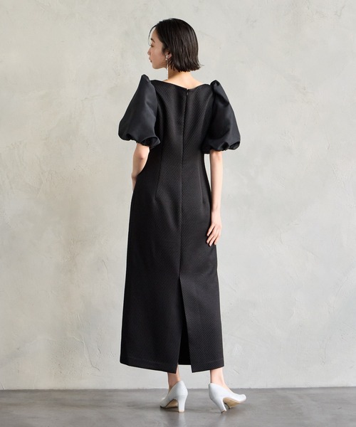 AIMER（エメ）の「ジャカード×オーガンジーボリュームスリーブタイト