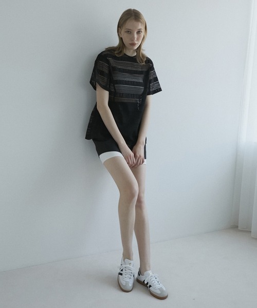 LE CIEL BLEU（ルシェルブルー）の「テープディテールレーストップス / Tape Detail Lace Tops（Tシャツ/カットソー・レディース・ブラック/アイボリー・36）」の7枚目の写真