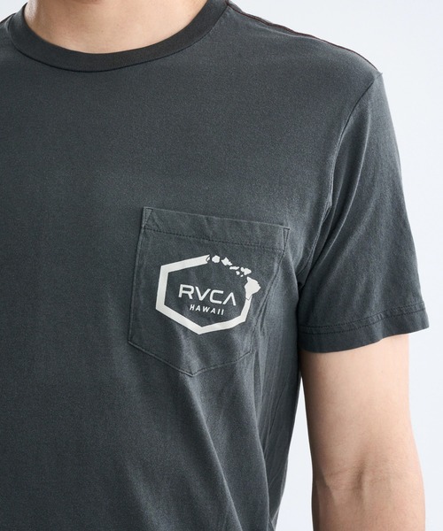RVCA(ルーカ)の「RVCA メンズ ISLAND HEX POCKET SS Tシャツ 【2025年春夏モデル】/ルーカ胸ポケットワンポイントHAWAIIコレクション半袖Tシャツ(Tシャツ/カットソー・メンズ・グレー系その他/ブラック系その他・X-LARGE/MEDIUM/SMALL/LARGE)」の4枚目の写真