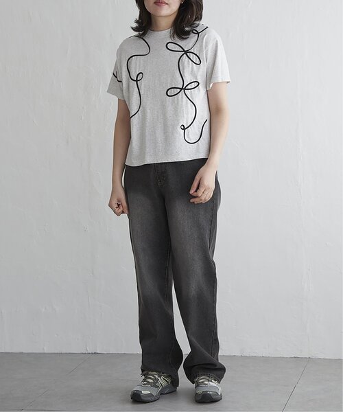 VENCEEXCHANGE（ヴァンスエクスチェンジ）の「コード刺繍Tシャツ（Tシャツ/カットソー・レディース・ライトグレー/チャコール/アイボリー・FREE）」の5枚目の写真