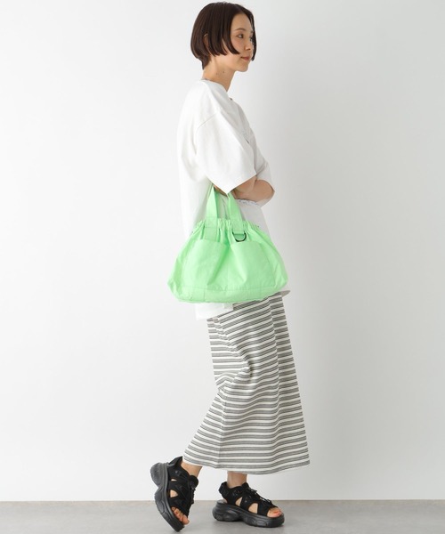 LEPSIM(レプシィム)の「レースアップスニーカーサンダル 327879(サンダル・レディース・シルバー/ブラック・LARGE/MEDIUM)」の20枚目の写真