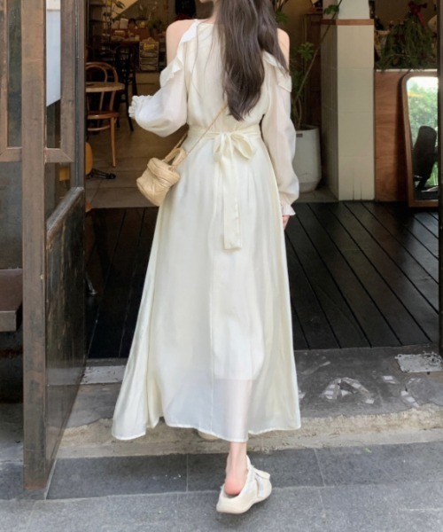 ホワイト オフショルダー キャミワンピース オフショルダーキャミワンピース ホワイト