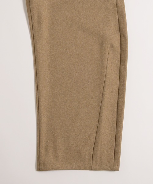 MUHET(ミュエータ)の「waist slit curve slacks pants / ウエストスリットカーブスラックスパンツ(スラックス・レディース・チャコールグレー/ベージュ・MEDIUM/SMALL)」の12枚目の写真