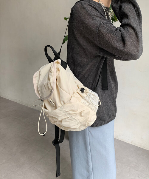 DouDou(ドゥドゥ)の「【WEB限定】パッカブルリュック(バックパック/リュック・レディース・アイボリー/ブラック・FREE)」の22枚目の写真