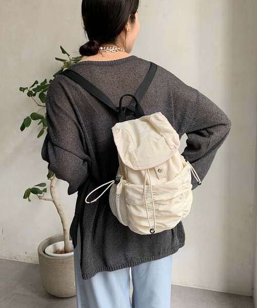 DouDou(ドゥドゥ)の「【WEB限定】パッカブルリュック(バックパック/リュック・レディース・アイボリー/ブラック・FREE)」の17枚目の写真
