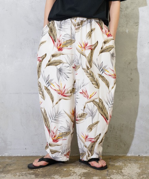 HARVESTY（ハーベスティ）の「HARVESTY / ハーベスティー HAWAIIAN PRINTED RAYON EASY CIRCUS PANTS (A1208) イージーサーカスパンツ アロハレーヨン（その他パンツ・レディース・ネイビー/レッド/オフホワイト・1/0/2）」の4枚目の写真