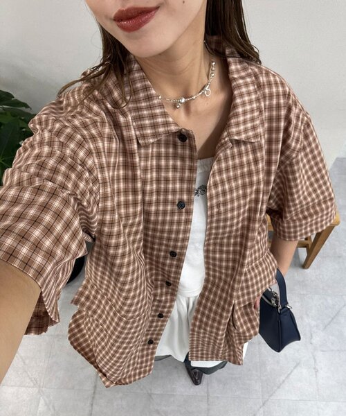 CIAOPANIC（チャオパニック）の「BIGポケットショートスリーブシャツ（シャツ/ブラウス・レディース・ブラック系その他/ブルー/オリーブ/カーキ/ブラック/ブルー系その他/ベージュ/ブラウン・MEDIUM/LARGE）」の5枚目の写真