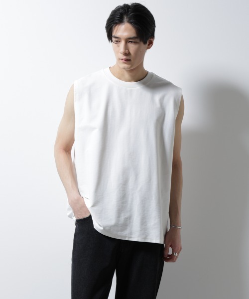 NANO universe（ナノユニバース）の「「MC」coveross(R)ツイル調 冷感プレーティング天竺ノースリーブ（タンクトップ・メンズ・ブラック/ホワイト・L/M）」の2枚目の写真