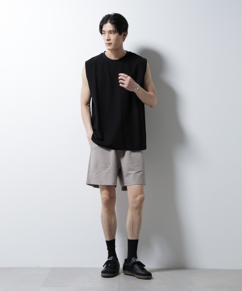 NANO universe（ナノユニバース）の「「MC」coveross(R)ツイル調 冷感プレーティング天竺ノースリーブ（タンクトップ・メンズ・ブラック/ホワイト・L/M）」の6枚目の写真