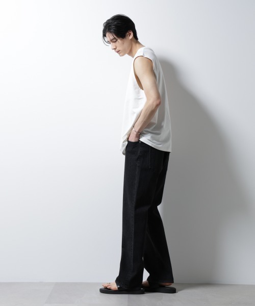 NANO universe（ナノユニバース）の「「MC」coveross(R)ツイル調 冷感プレーティング天竺ノースリーブ（タンクトップ・メンズ・ブラック/ホワイト・L/M）」の15枚目の写真