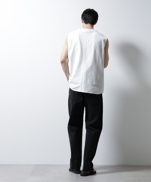 NANO universe（ナノユニバース）の「「MC」coveross(R)ツイル調 冷感プレーティング天竺ノースリーブ（タンクトップ・メンズ・ブラック/ホワイト・L/M）」の16枚目の写真