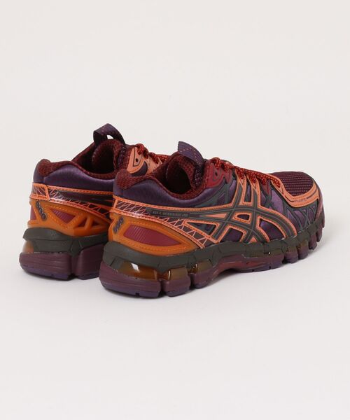 ASICS(アシックス)の「【ASICS】GEL-KAYANO 20(スニーカー・レディース・レッド・28cm/28.5cm/27.5cm/27cm/26.5cm/26cm/25.5cm/25cm/24.5cm/24cm/23.5cm/23cm)」の2枚目の写真