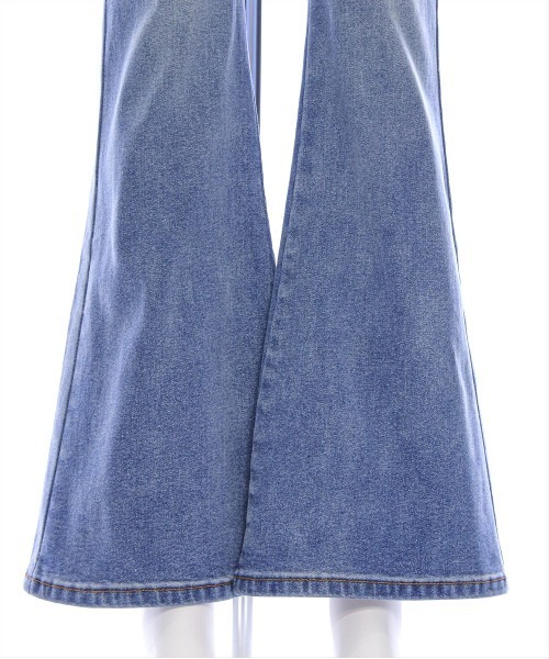 clear（クリア）の「オーバーダイカーゴフレアデニムパンツ [着回し力抜群 大人 カジュアル]≪2025SS新作≫（デニムパンツ・レディース・ブルー/ブラック・S/M）」の17枚目の写真