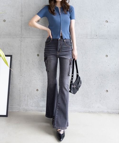 clear（クリア）の「オーバーダイカーゴフレアデニムパンツ [着回し力抜群 大人 カジュアル]≪2025SS新作≫（デニムパンツ・レディース・ブルー/ブラック・S/M）」の7枚目の写真